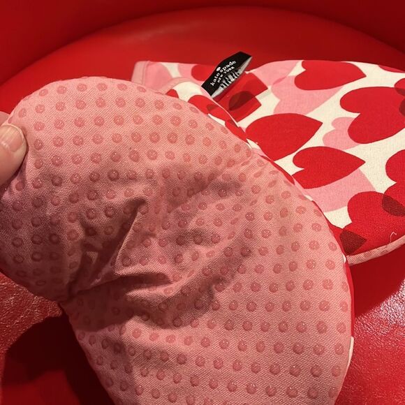 NWT Kate Spade Valentine mini mitts - Picture 3 of 3